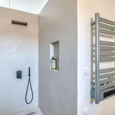 فيلة Ena - Getaway *