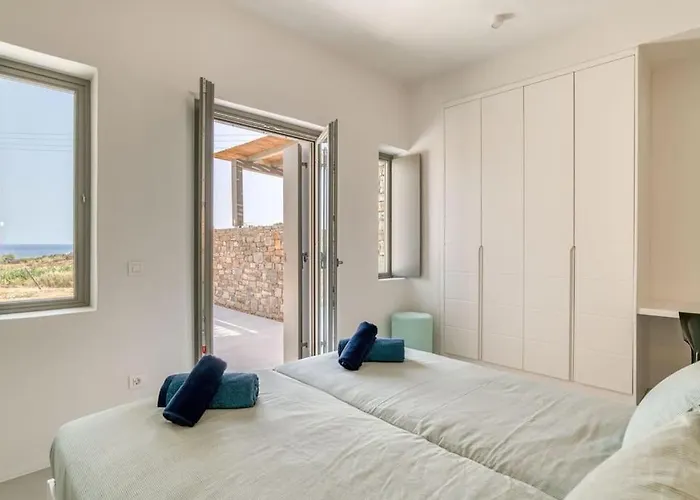 Ena - Getaway Villa Logaras