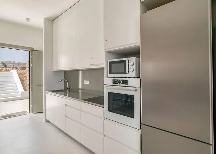 Ena - Getaway Willa Logaras